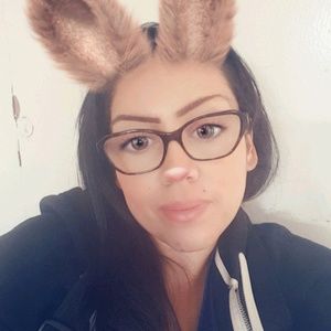 Meet your Posher, Veronica